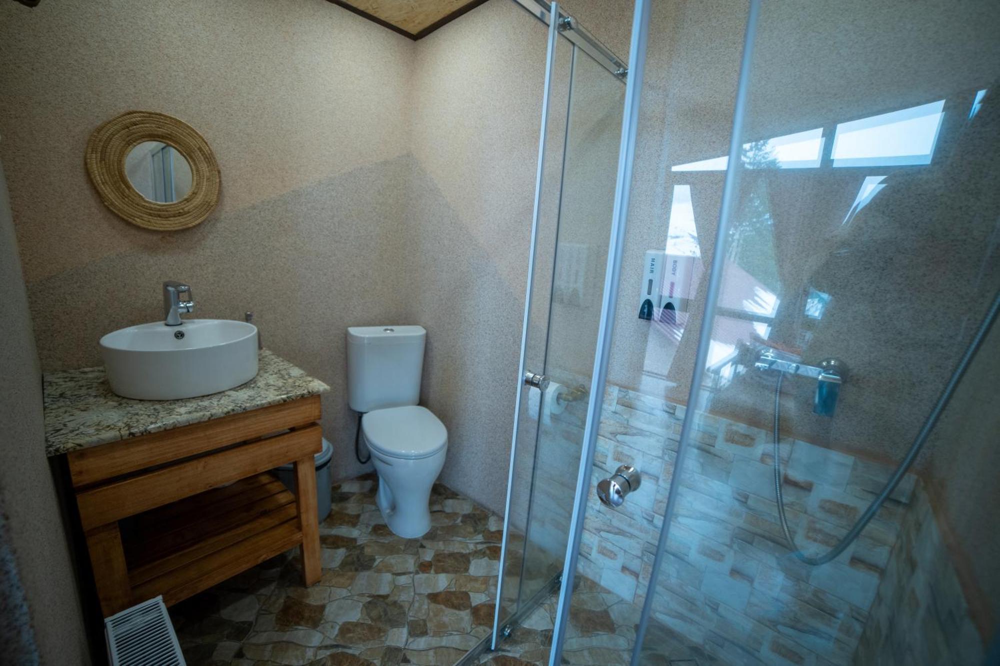 ستيبانافان Ecolife Lodge Hotel & Restaurant المظهر الخارجي الصورة